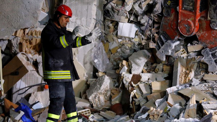 חילוץ ניצולים ברעידת האדמה באיטליה