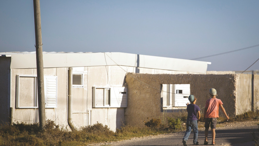 עמונה, ארכיון