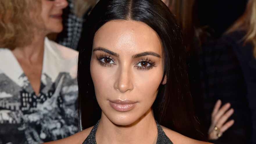 קים קרדשיאן בשבוע האופנה בפריז