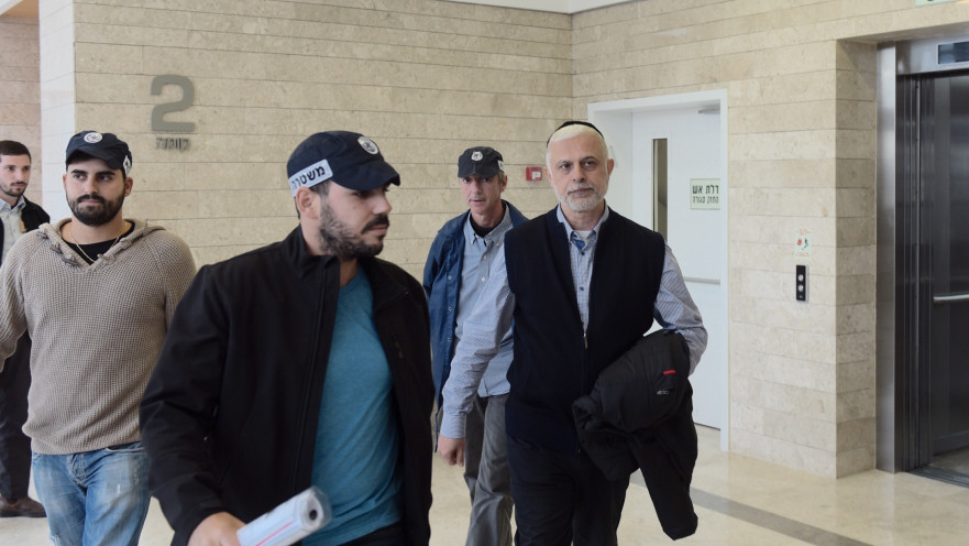 אמנון כהן בדרך להארכת מעצר