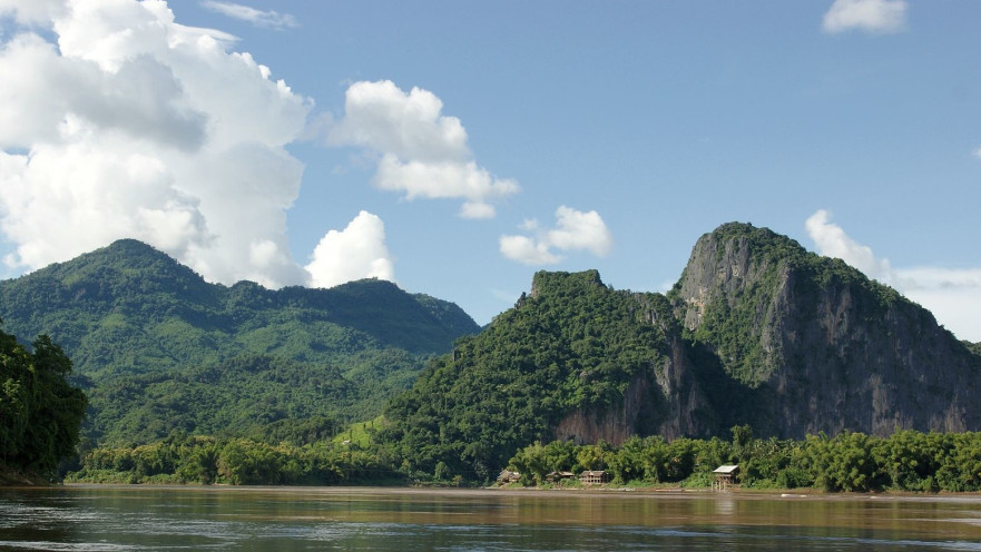נהר המקונג, לאוס