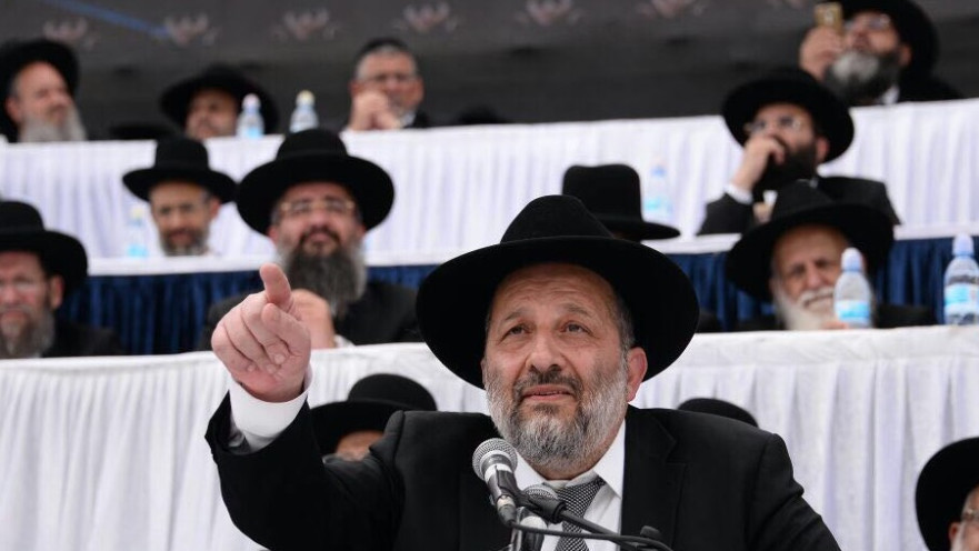 השר אריה דרעי באירוע בטדי