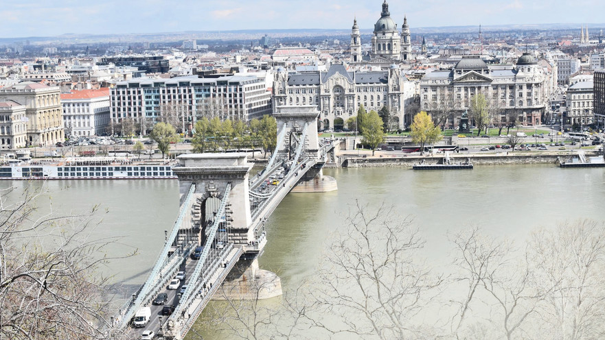 גשר השלשלאות, בודפשט