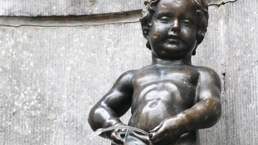 פסל הילד המשתין בבריסל