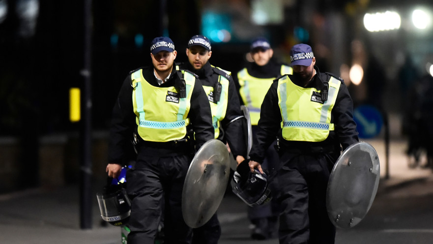 שוטרים בזירת הפיגוע בלונדון