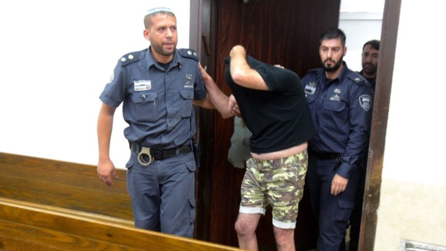 המורה שחשוד בעבירות מין בתלמידותיו 