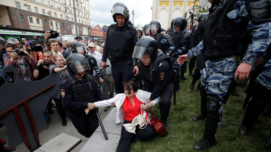 הפגנות ברוסיה נגד פוטין