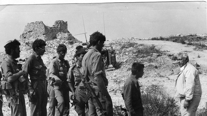 אריק שרון בבופור, מלחמת לבנון הראשונה