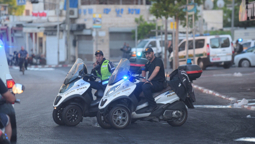 ניידת משטרה ביפו