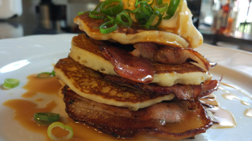 פנקייקים בלולו בר יין