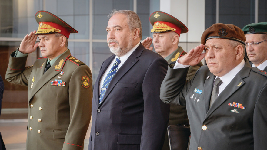 איזנקוט, ליברמן ושר ההגנה הרוסי