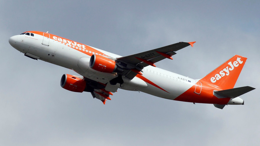 מטוס EASY JET