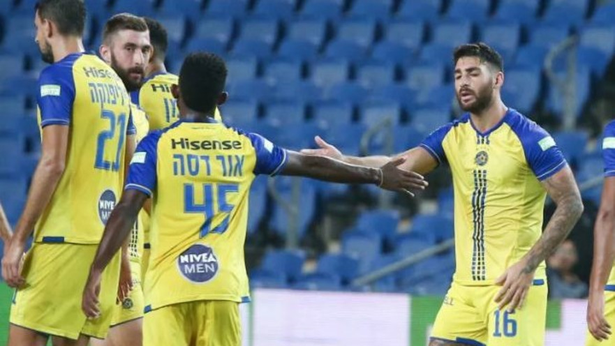 מכבי תל אביב חוגגת