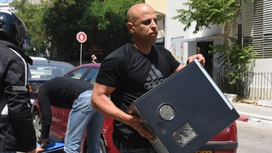 פשיטה של המשטרה על מכינת בני ציון בתל אביב 