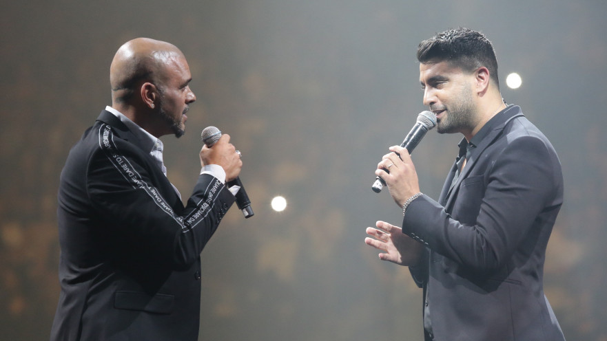 אייל גולן, משה פרץ