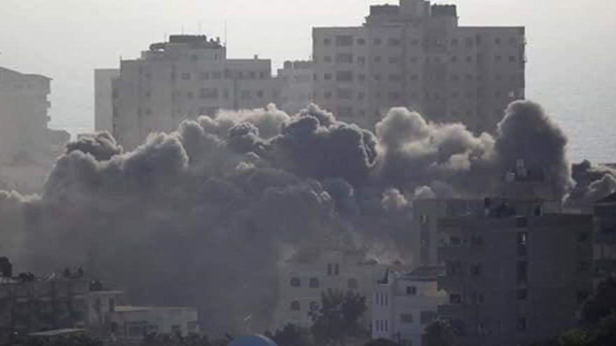 הבניין המופצץ בעזה