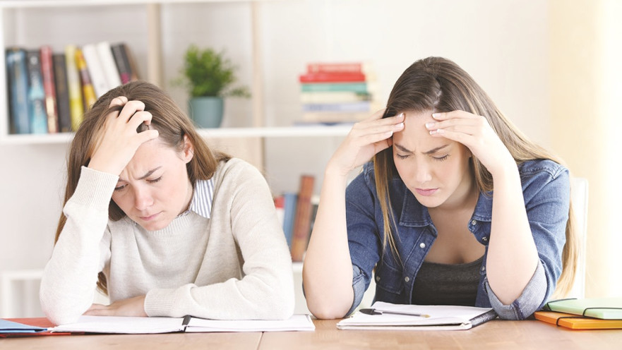 סטודנטיות עייפות