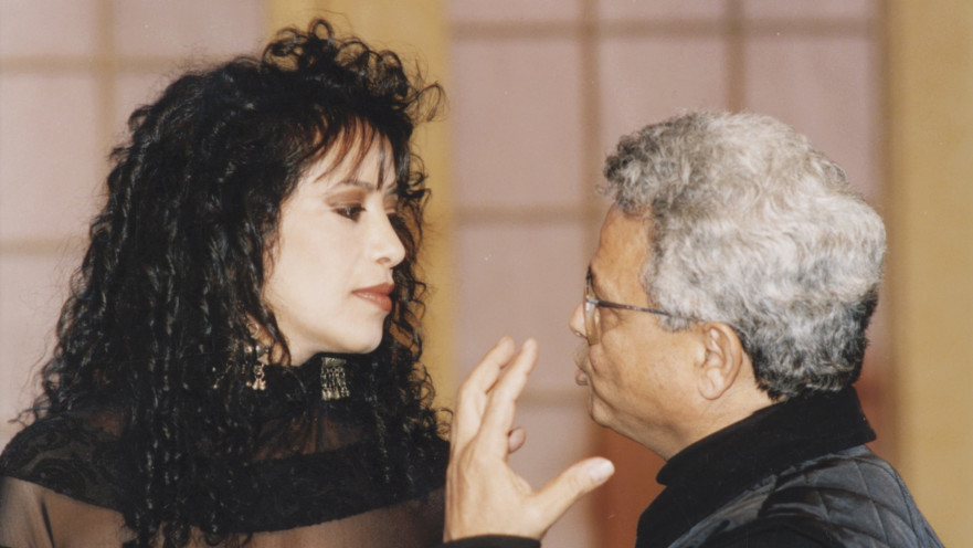 בצלאל אלוני ועפרה חזה