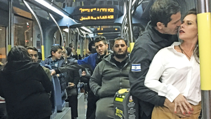  "רכבת קלה"