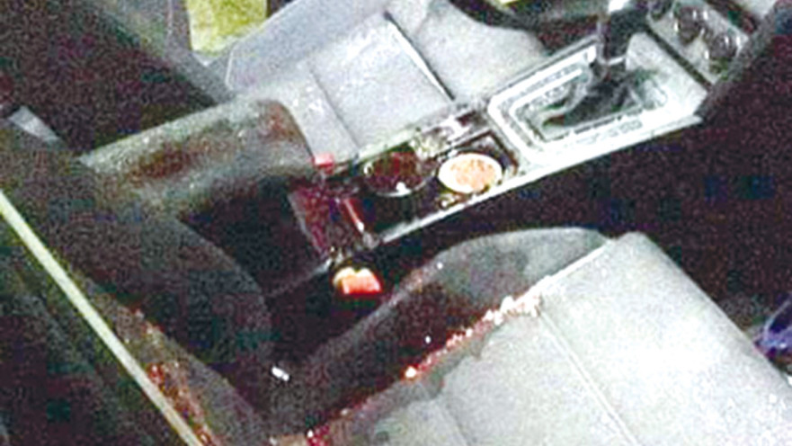 הרכב שנפגע מזריקת אבנים