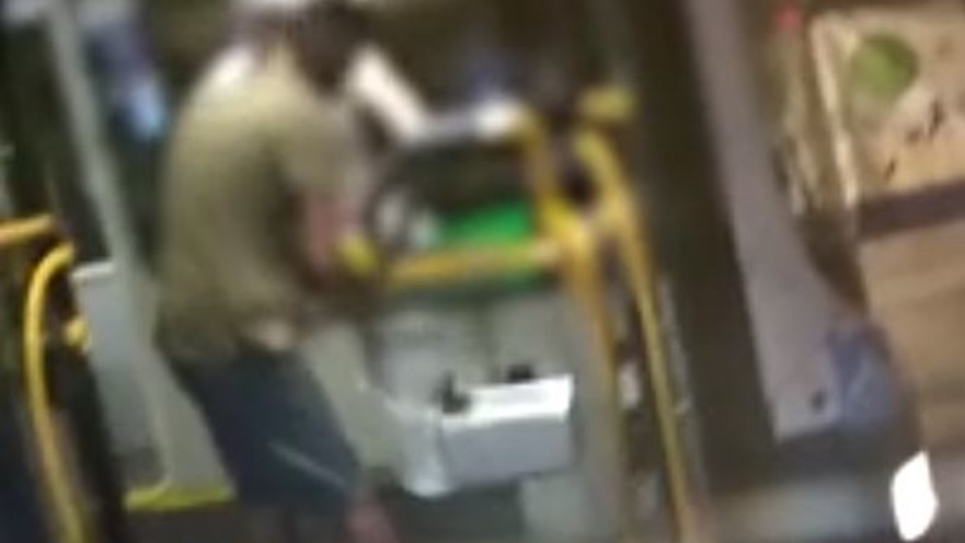 תקיפת נהג אוטובוס 