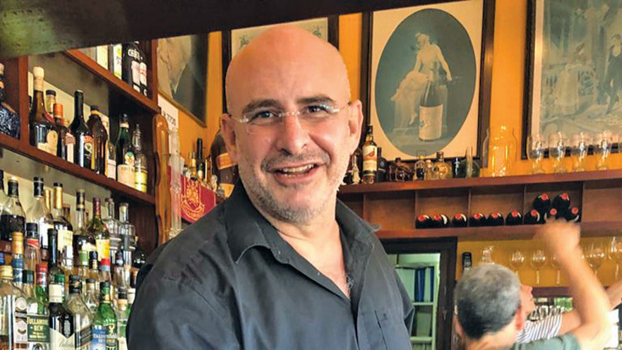 ניר קיפניס על הבר