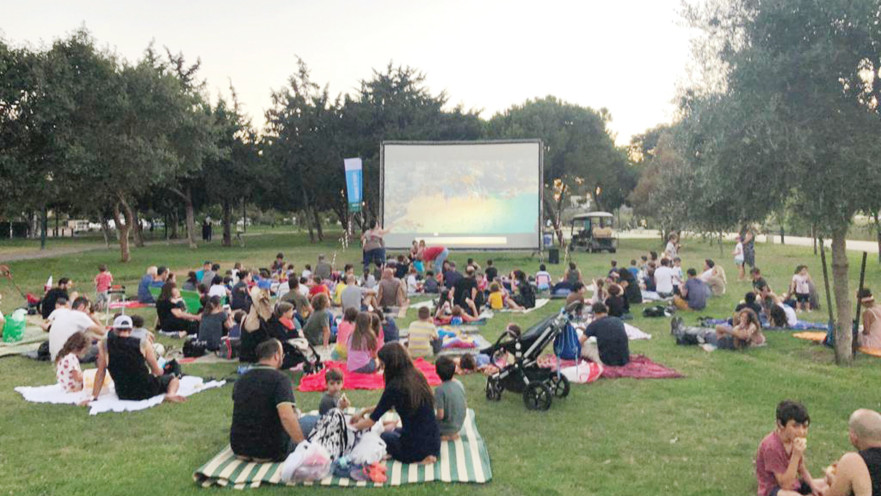 קיץ בגני יהושוע