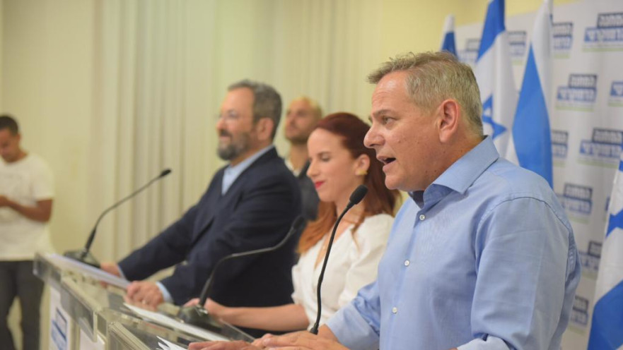 ניצן הורוביץ, סתיו שפיר, אהוד ברק