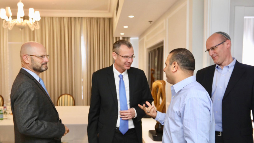 ישיבת המשא ומתן בין הליכוד וכחול לבן