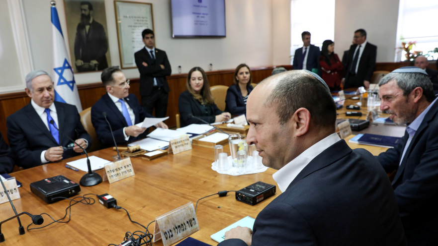 נפתלי בנט בישיבת ממשלה