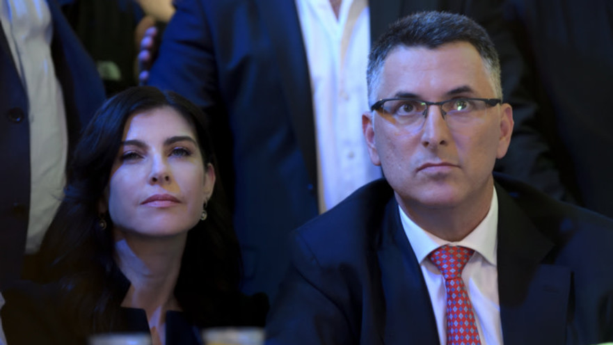 גדעון סער, גאולה אבן סער