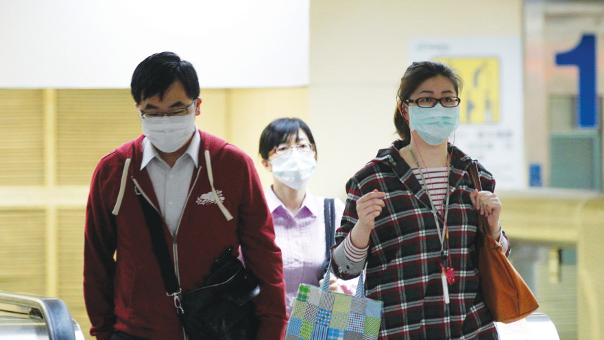 מסתובבים עם מסכות פנים בסין