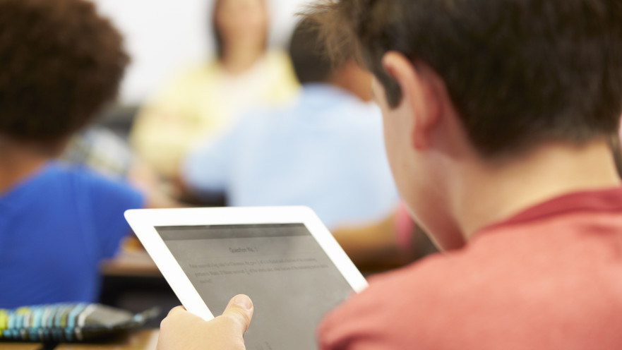 התמכרות למסכים