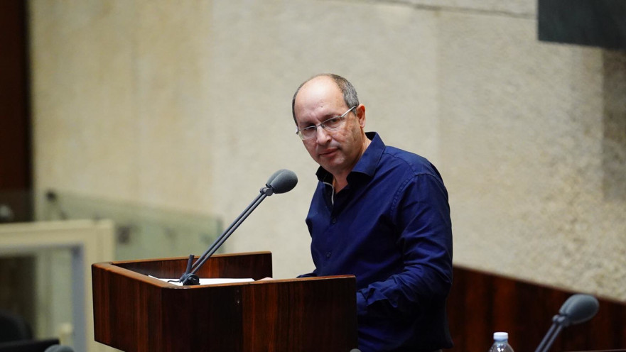 ח"כ אבי ניסנקורן מציג את הוועדות החדשות