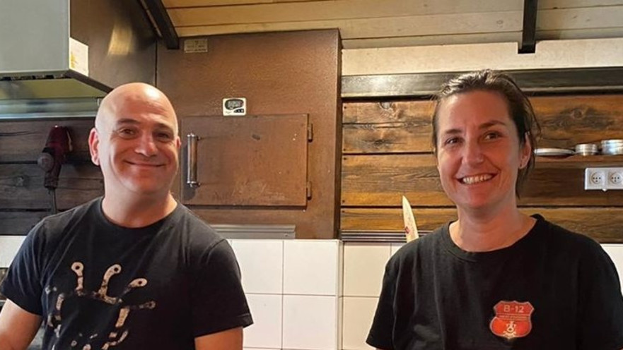 עדי אבו וגל דותן. B12