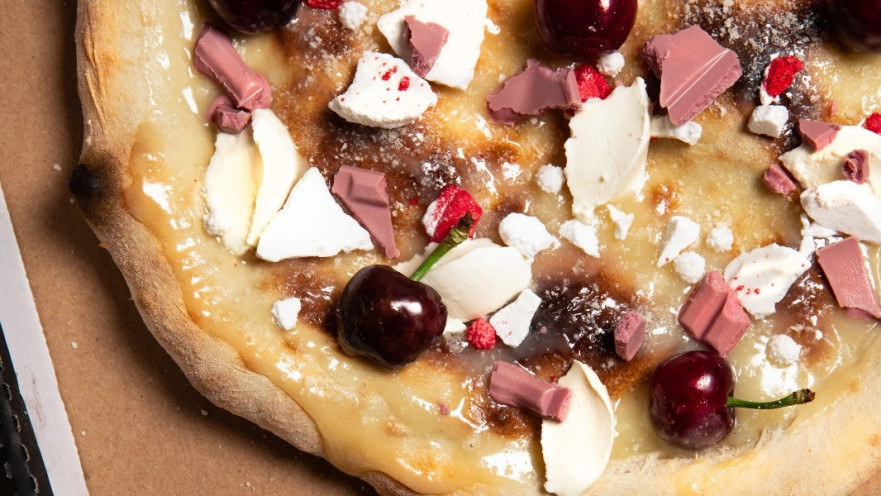 פיצה לבנה מתוקה של פיצה פיל