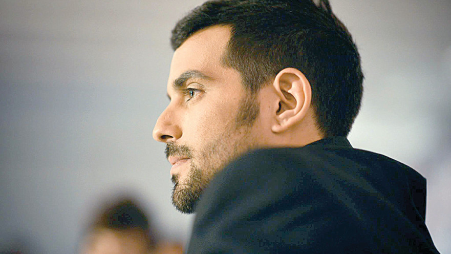 ג'ייסון דנינו הולט