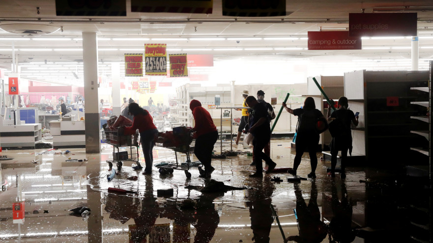 מהומות בארה"ב: ביזה במיניאפוליס