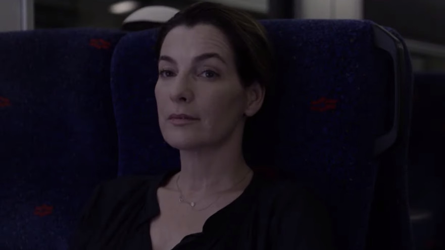 איילת זורר ב"לאבד את אליס"