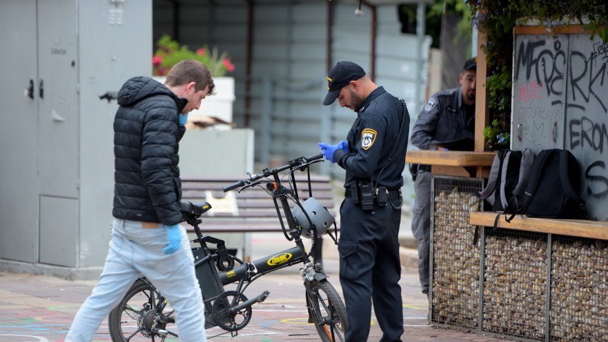 קורונה בישראל: אכיפת מסכות