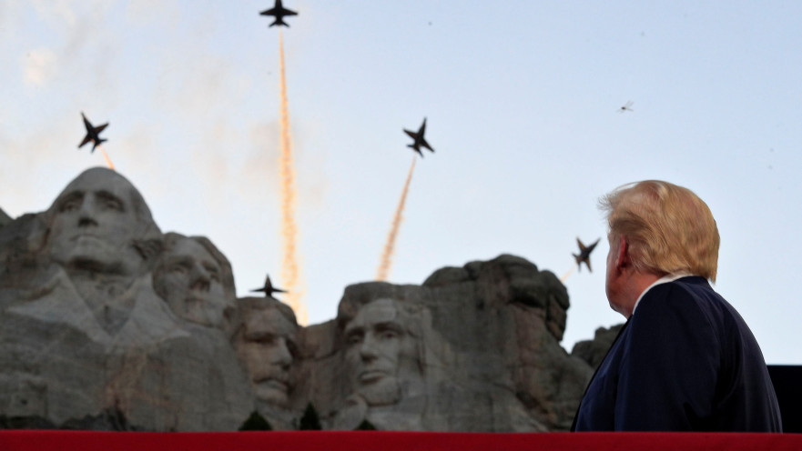 דונלד טראמפ בהר ראשמור: חגיגות ה-4 ביולי