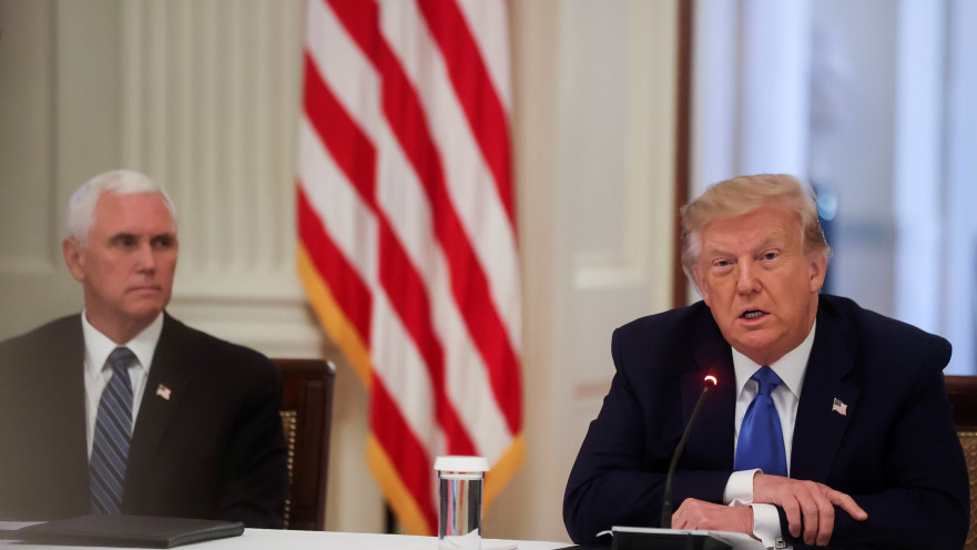 דונלד טראמפ ומייק פנס