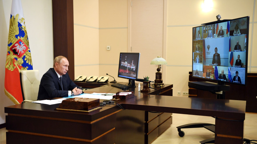 פוטין בדיון וידיאו 