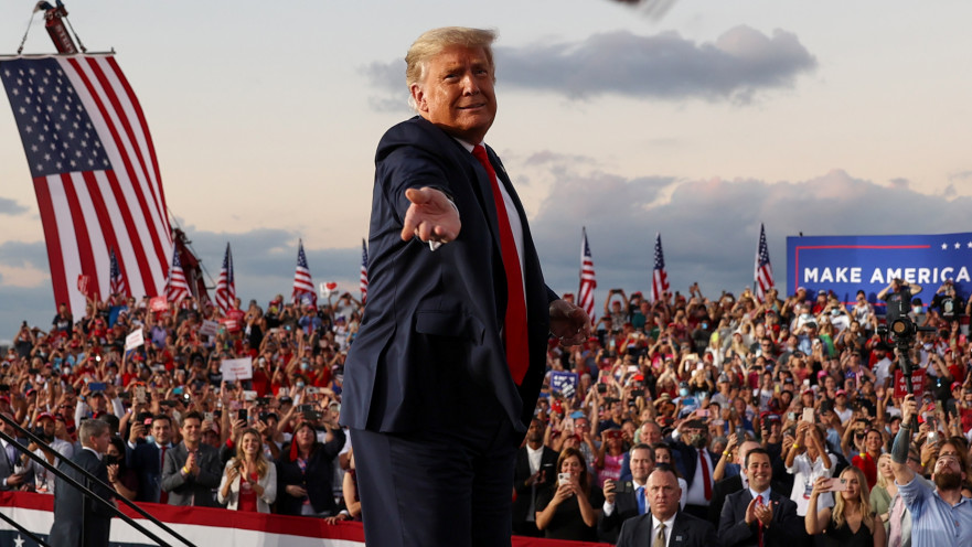 דונלד טראמפ בעצרת בחירות בפלורידה