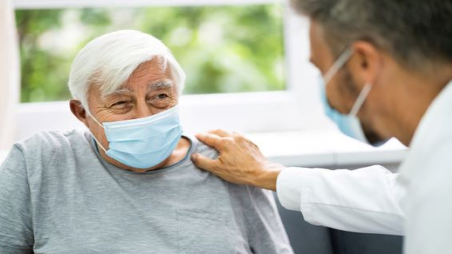 קשיש בדיור מוגן