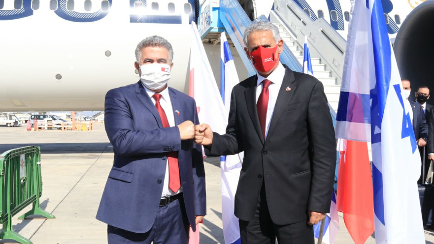 עמיר פרץ עם שר התמ"ת של בחריין