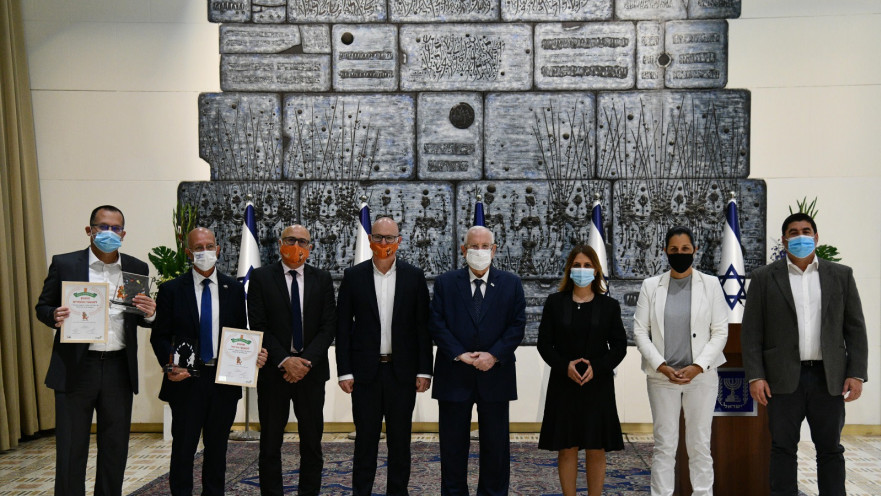 הנשיא ריבלין, השרה גמליאל וראשי הרשויות המצטיינות במיחזור