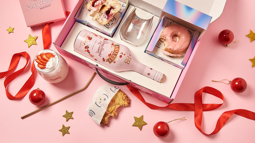 המארז הורוד של בייליס ושואו רום