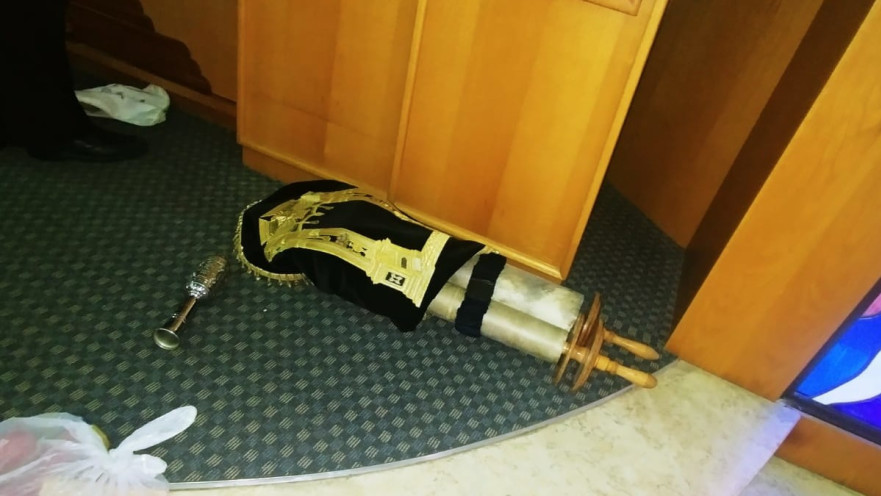 הפריצה לבית הכנסת בפתח תקווה