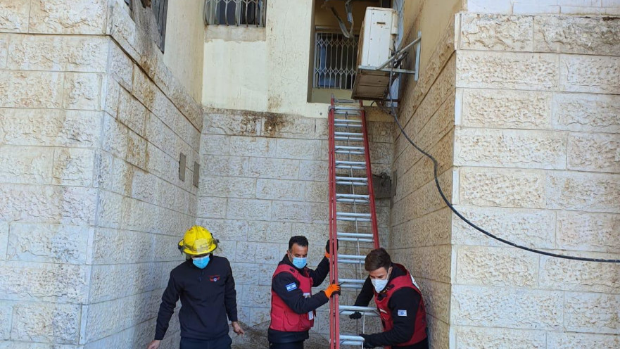 מסתור הכביסה בו אותר הלכוד